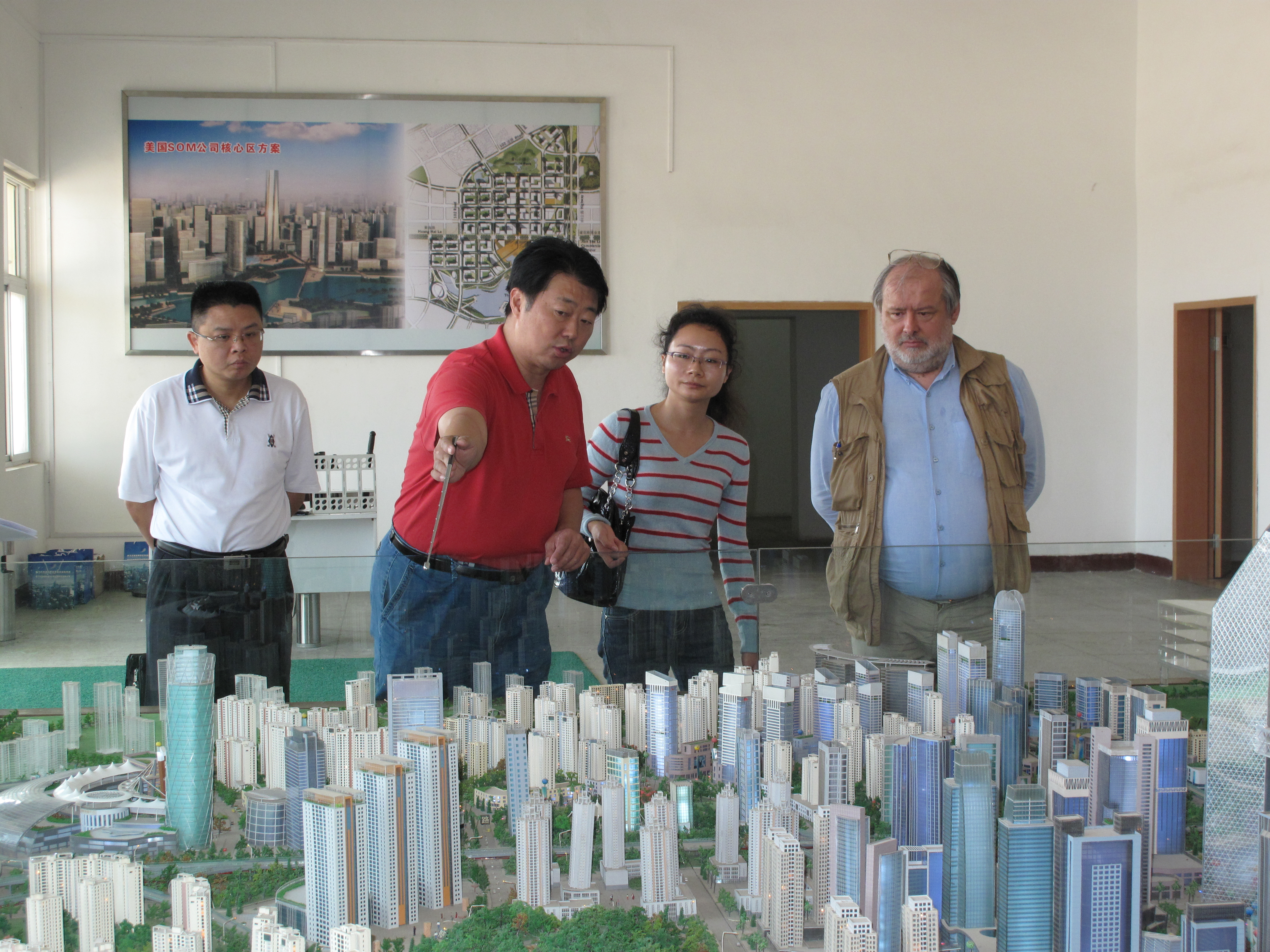 比利时媒体聚焦中部崛起 向世界推介武汉CBD