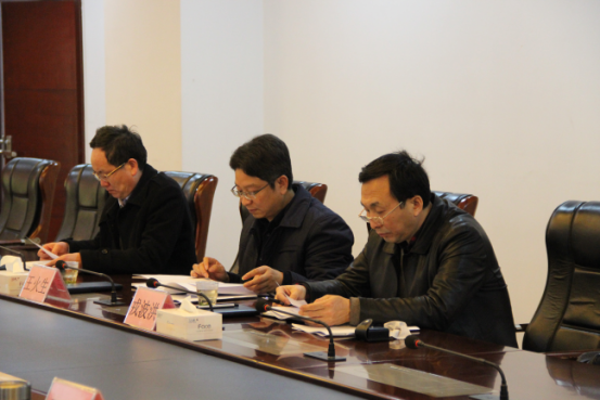 qmh球盟会召开领导班子2016年度民主生活会