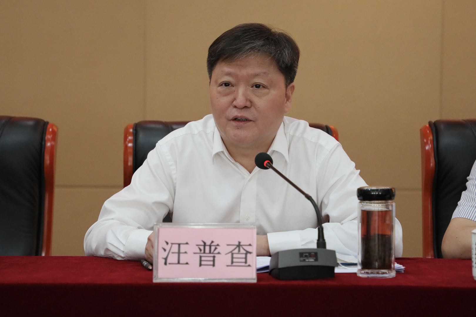 qmh球盟会举办庆祝建党99周年 暨“初心如磐、使命在肩”主题党课