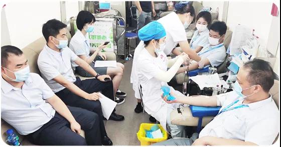 为爱而行 热血抗疫｜qmh球盟会所属物业公司组织爱心献血活动