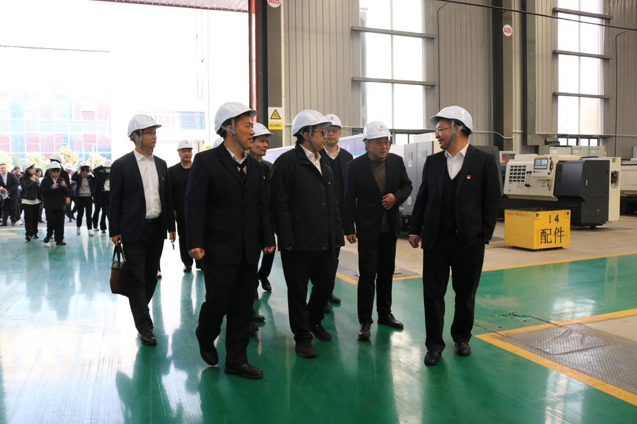 传承红色基因 弘扬爱国精神|qmh球盟会开展“学党史,守初心,勇作为,开新局”主题党日活动